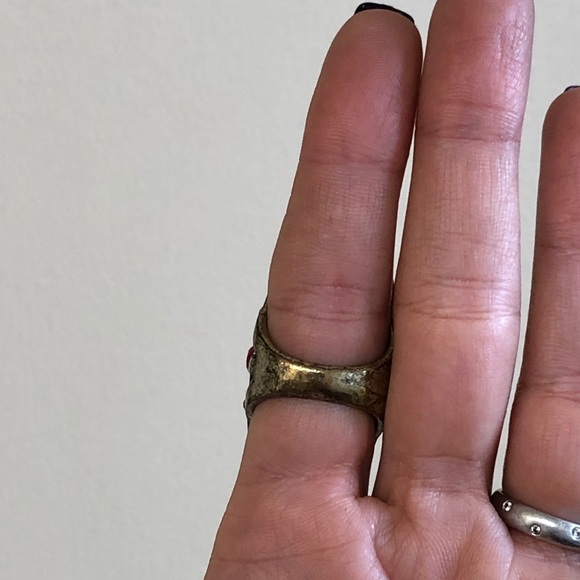 Giant statement ring - Picture 5 of 8